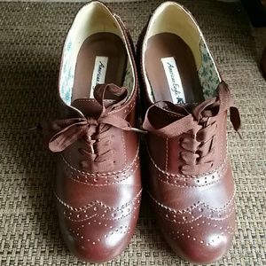 Cute brown shoes